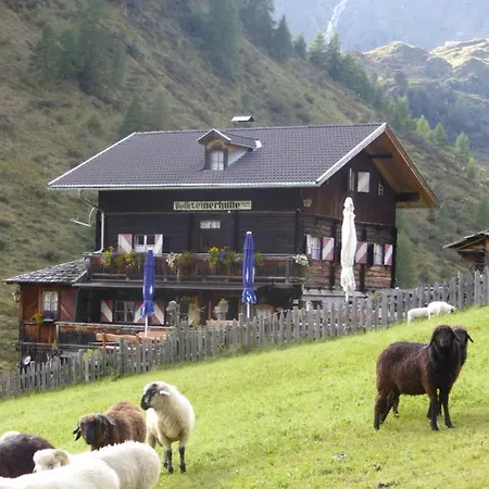 Berghuette Volkzeinerhuette Kır Evi