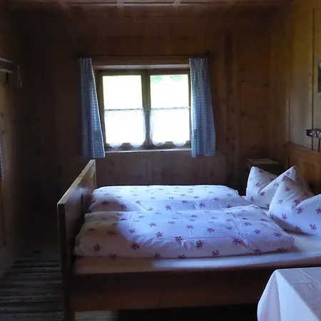 Kır Evi Berghuette Volkzeinerhuette